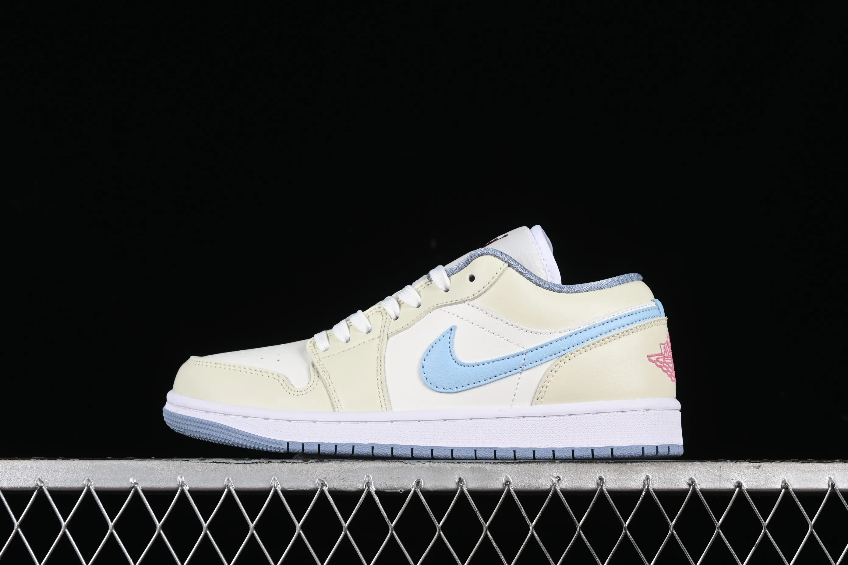 All categories Air Jordan Jordan series basketball shoes Air Jordan 1 Low Air Jordan 1 Low AJ1 Joe 1 low-top cultural and casual sneakers DC0774-164